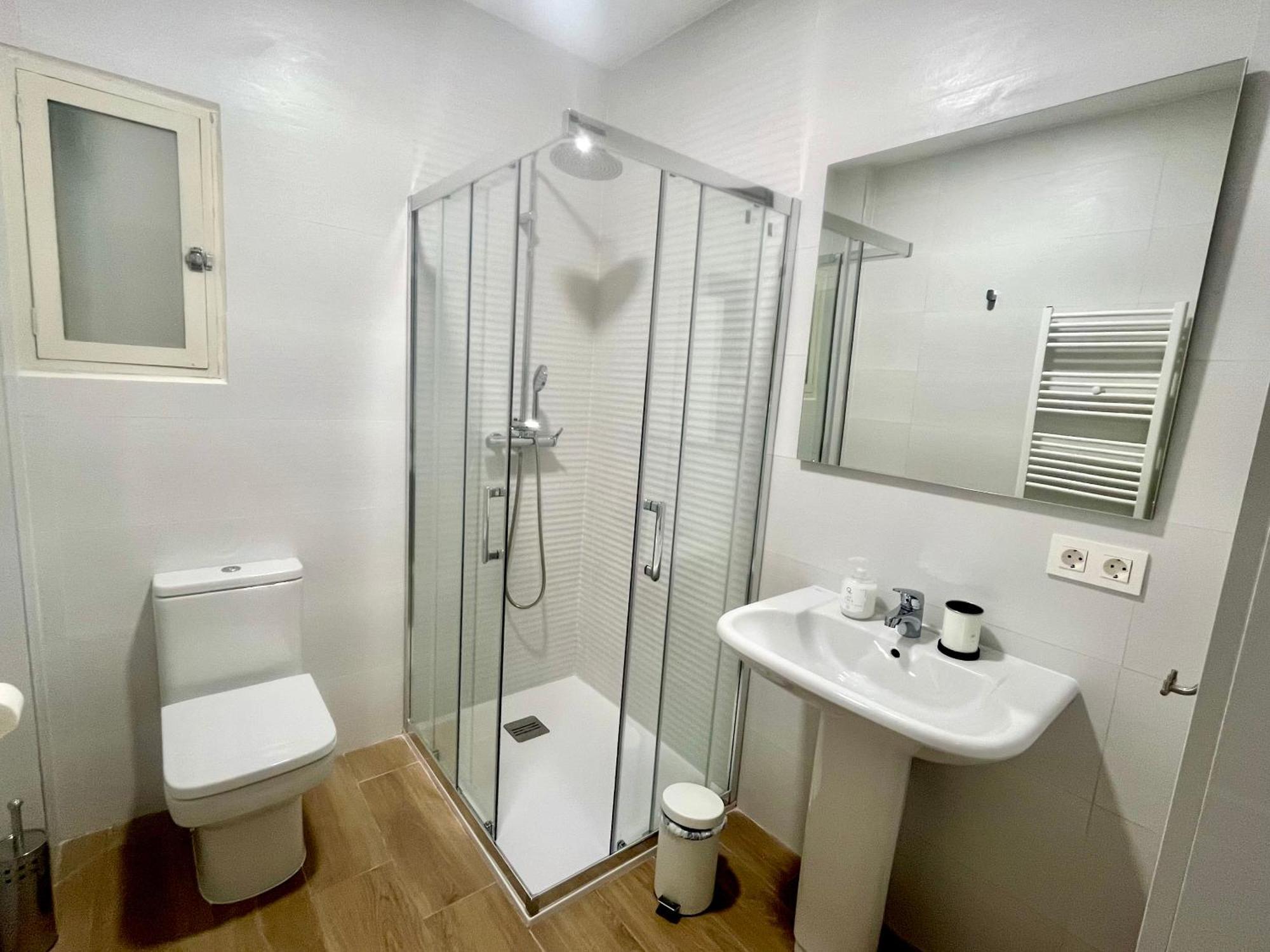 Espacios Blanco Santiago - Con Parking. Apartment Valladolid Bagian luar foto