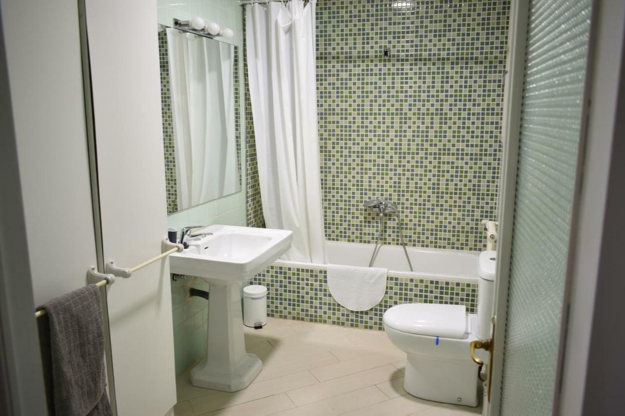 Espacios Blanco Santiago - Con Parking. Apartment Valladolid Bagian luar foto