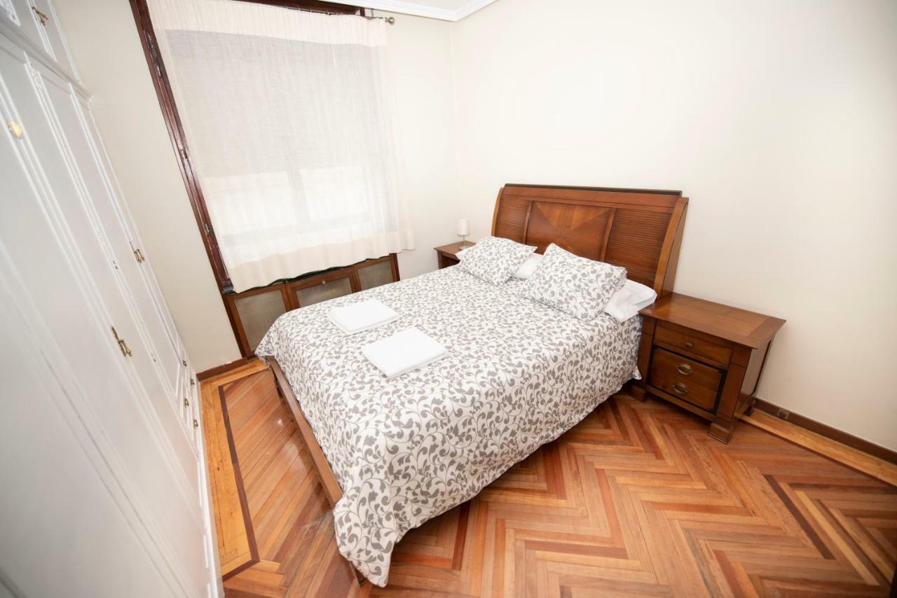 Espacios Blanco Santiago - Con Parking. Apartment Valladolid Bagian luar foto